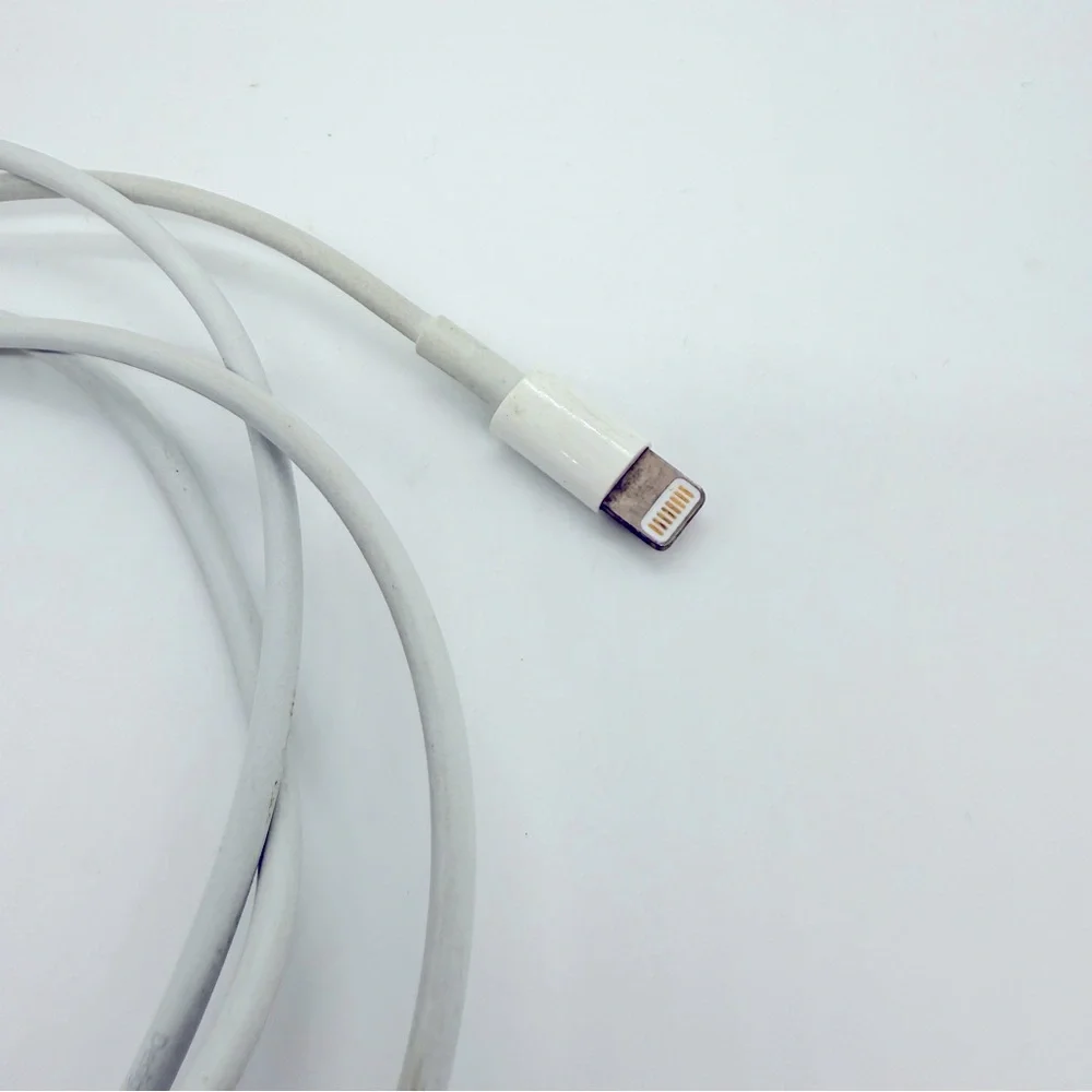 Genuine Apple White Charging Cable USB to Lightning Adapter 1m and Wall Charger
